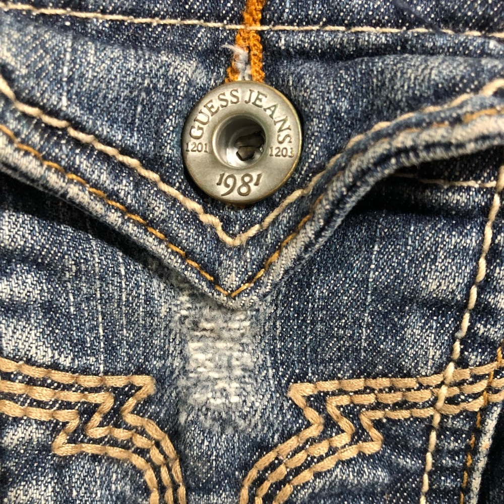 π»GUESSπ» Denim Vest - Picture 11 of 11